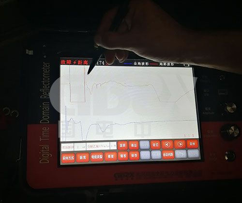 現(xiàn)場(chǎng)使用ZX-A10電纜故障測(cè)試儀 現(xiàn)場(chǎng)使用ZX-A10電纜故障測(cè)試儀